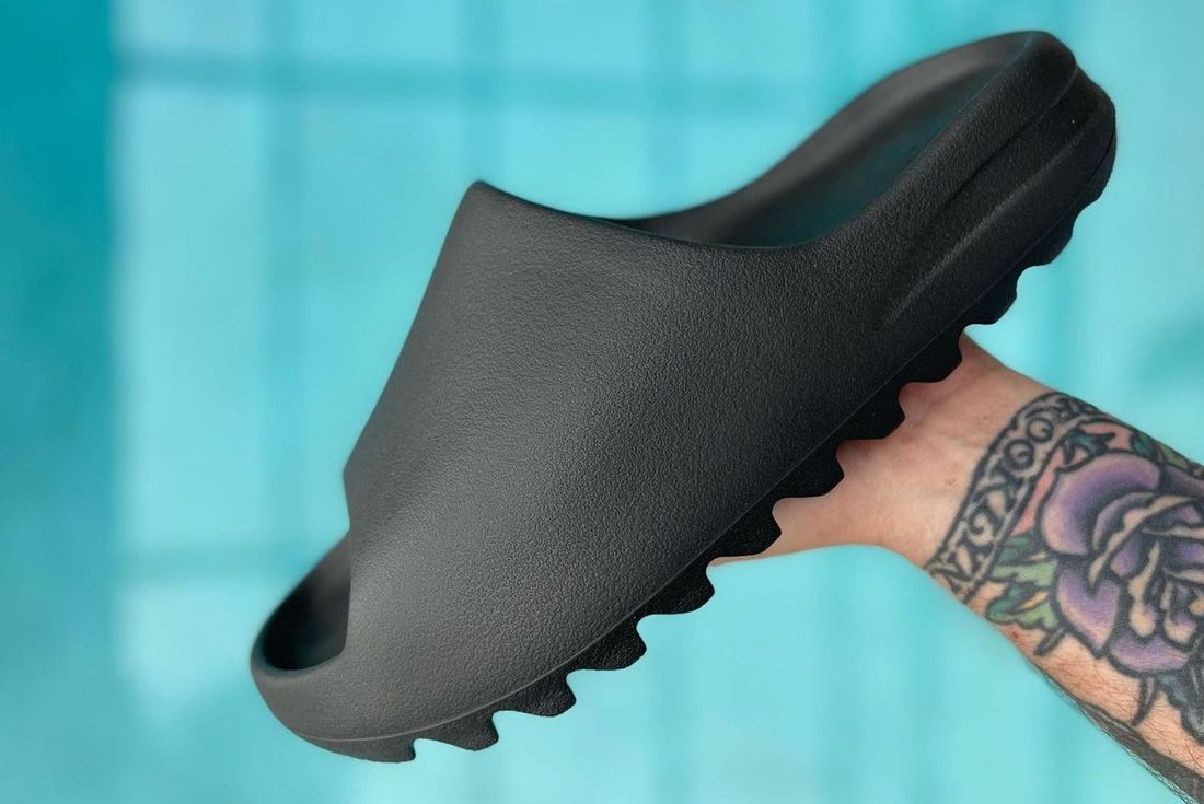 In-Hand: adidas Yeezy Slide 'Onyx' - Sneaker Freaker