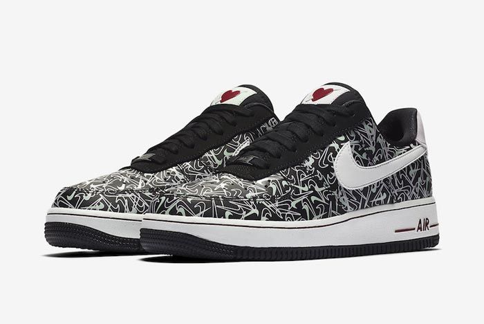 Nike Air Force 1 Valentines Day 2020 Pair