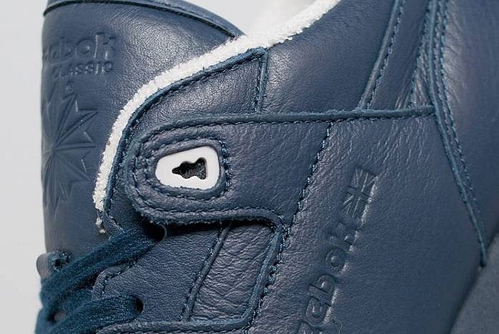 Reebok Tumbled Leather Size 3