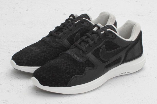 Nike Lunar Flow Woven Black Bone 03 1