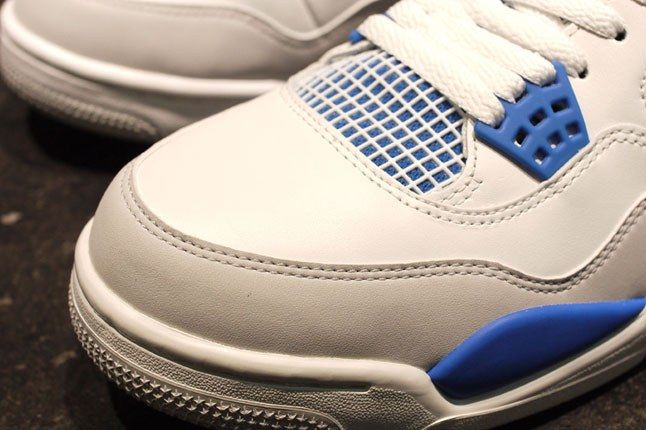 Jordan 4 Military Blue 3 2