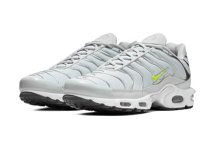 what year did air max plus come out