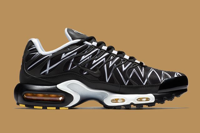 nike air max before the bite