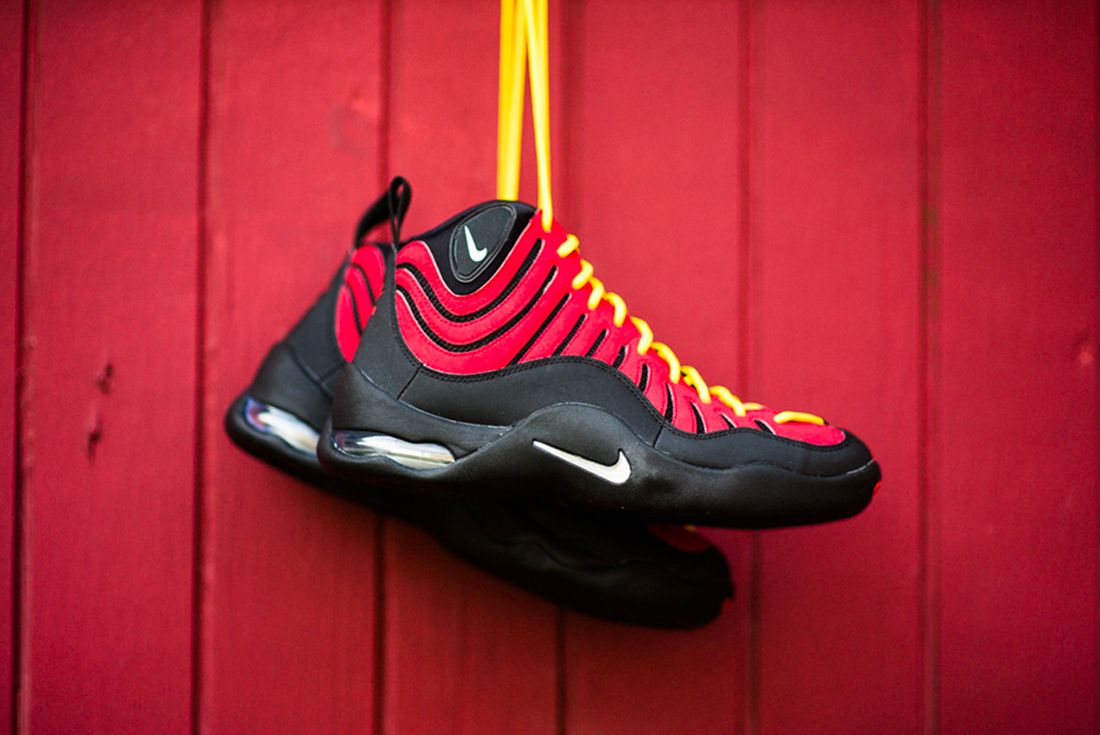 Supreme x Nike Air Bakin Black