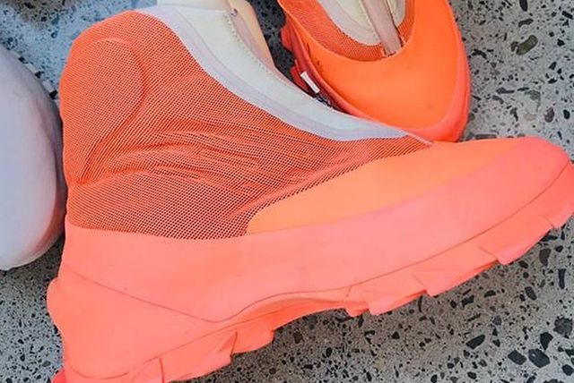 yeezy 1020 black