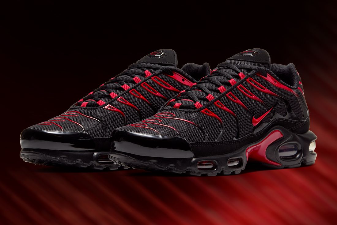 Rectángulo Principiante locutor Watch Your Step: The Nike Tuned 'Red Belly Black' is Back! - Sneaker Freaker