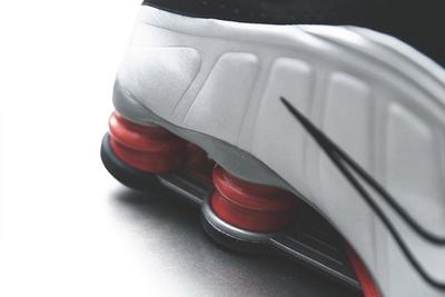 Nike Shox R4 Silver Black Red 6
