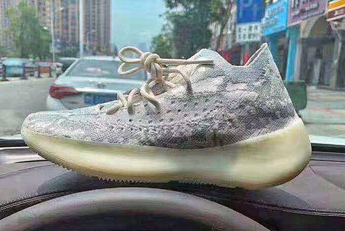 Peek: adidas Yeezy 350 V3 'Alien' Sample Sneaker
