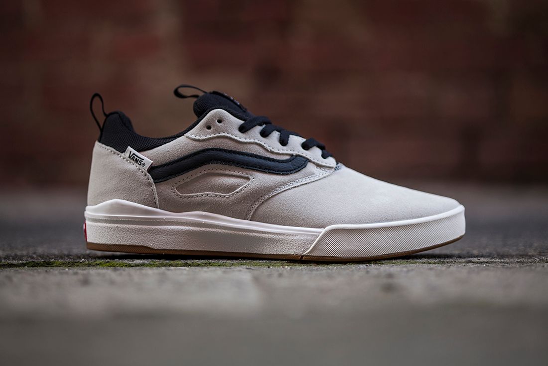 vans ultrarange cream