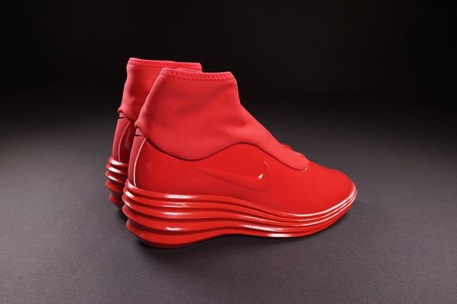 Nike Wmns Lunarelite Sky Hi Sneakerboot Action Red 2