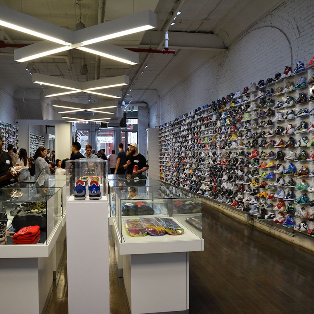 Gespecificeerd As steno Sneaker Stores You Must Visit in New York City - Sneaker Freaker