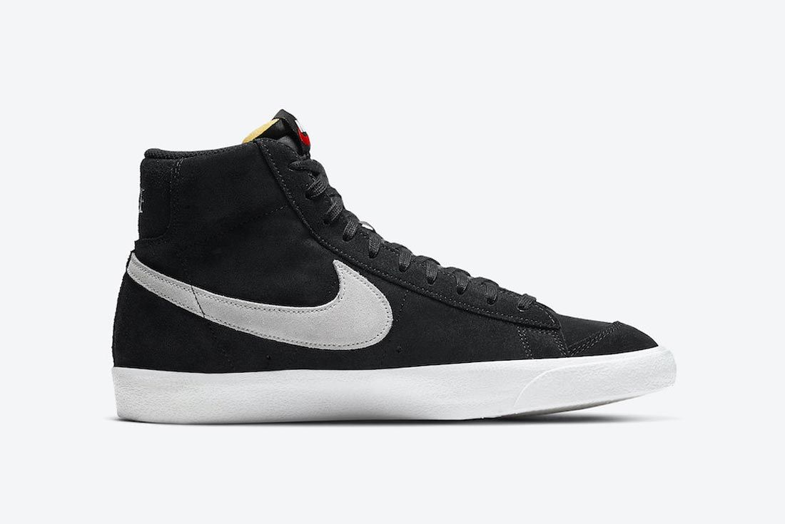 sneaks up nike blazer mid