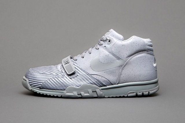 Nike Sportswear Monotones Vol1 2