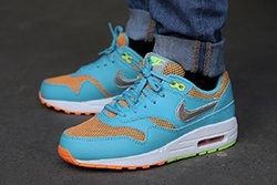 Nike Air Max 1 Le Gs Gamma Blue Total Orange 1 Thumb
