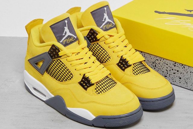 New Pics: Air Jordan 4 ‘Lightning’ Strikes with Special Packaging ...