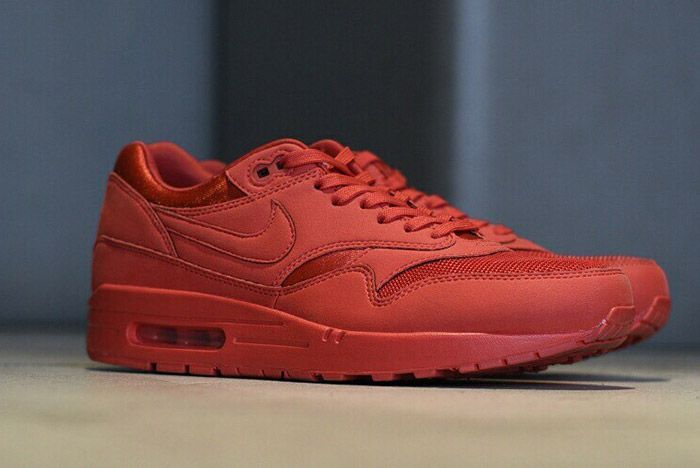 air max 1 tonal red