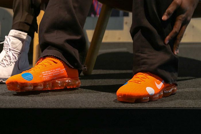 orange off white vapormax