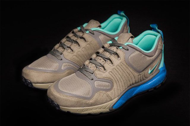 Sneakersnstuff X Nike Zoom Taria Fearless 1
