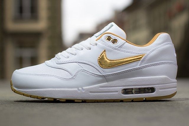 Nike Air Max 1 Fb Woven Metallic Gold 1
