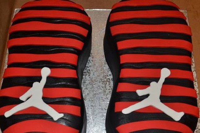 Sneaker Freaker Sneaker Cakes Air Jordan 10 01 1