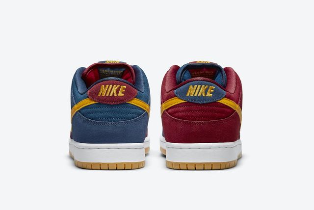 dunk low barcelona on feet