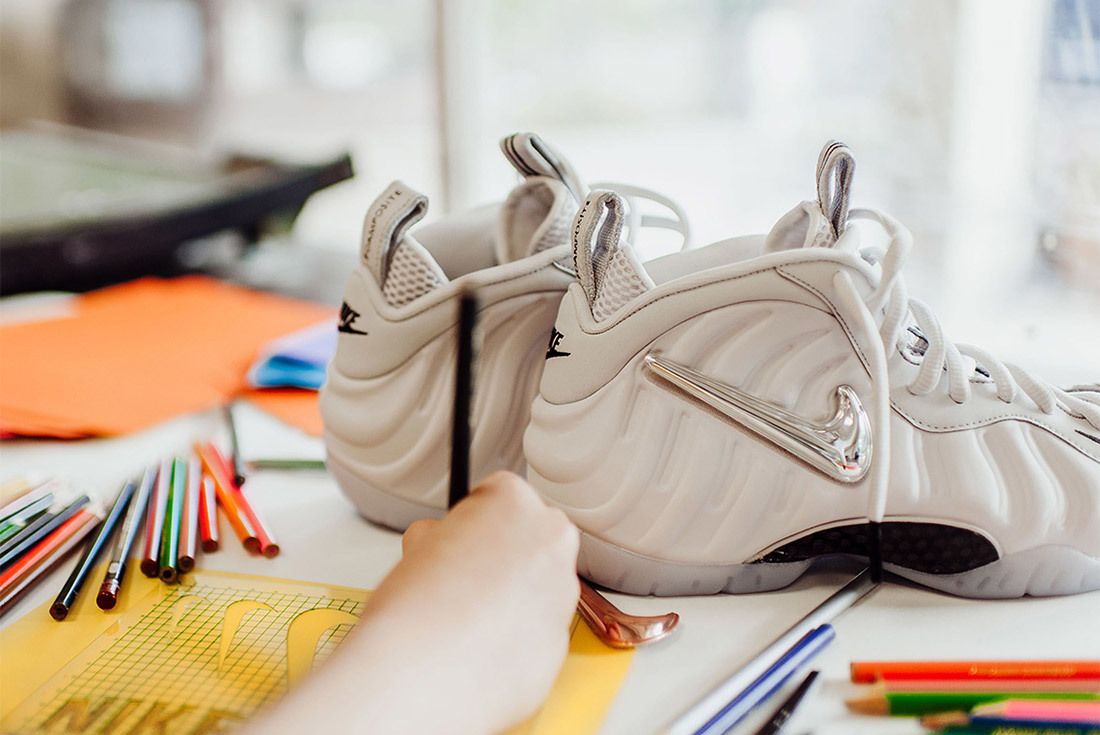 nike foamposite swoosh pack