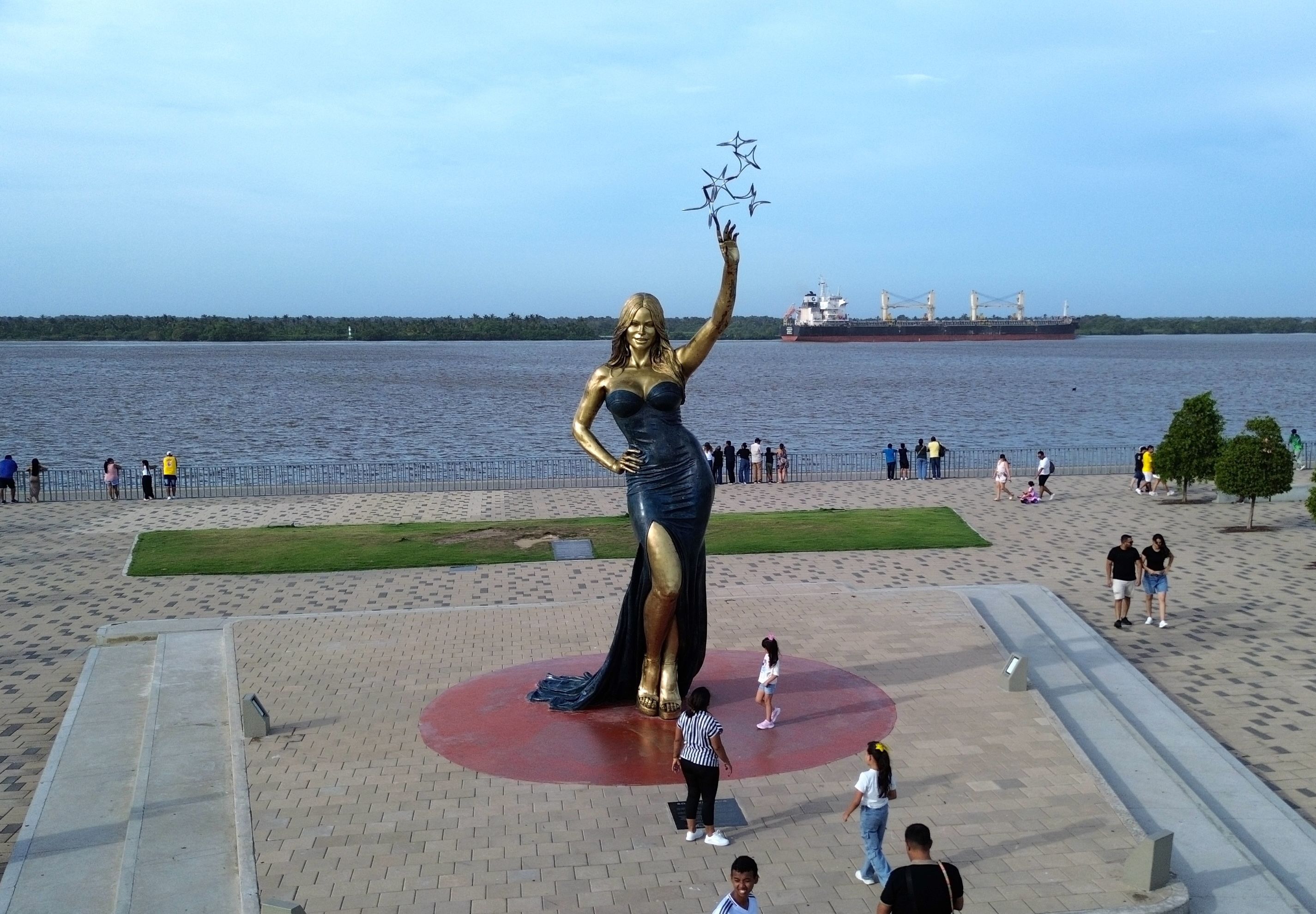 Estatua de Sofía Vergara