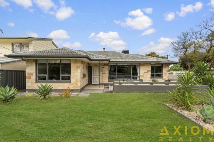 14 Wyndham Cres, Surrey Downs
