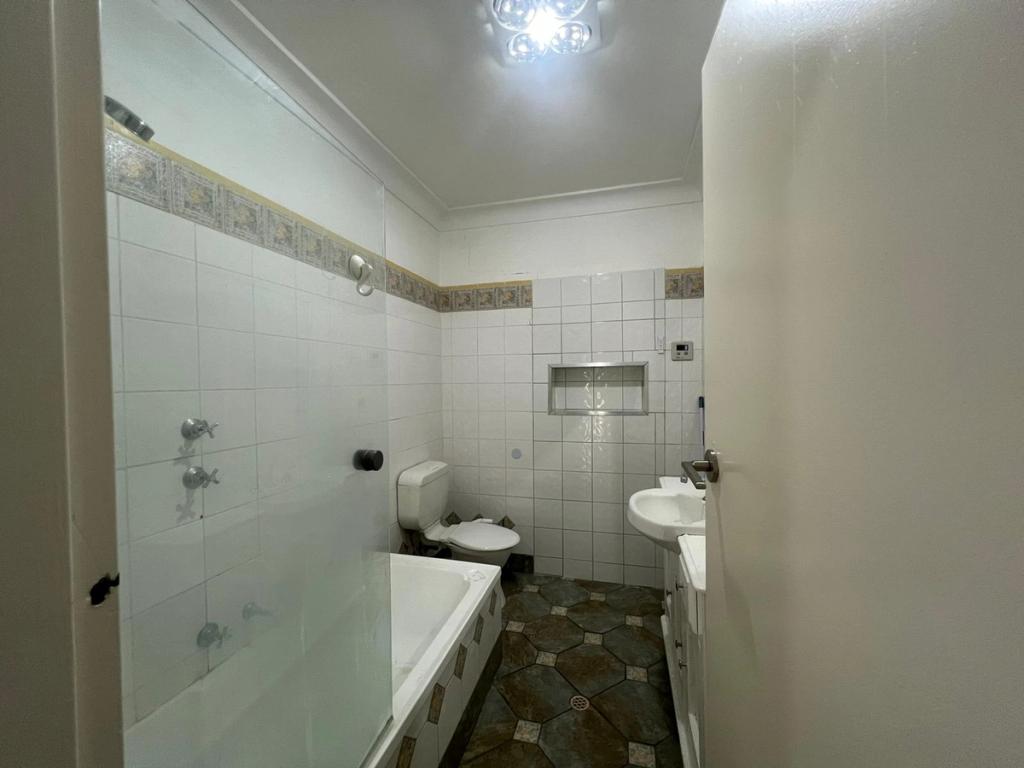 309 States Rd, Morphett Vale — photo 13