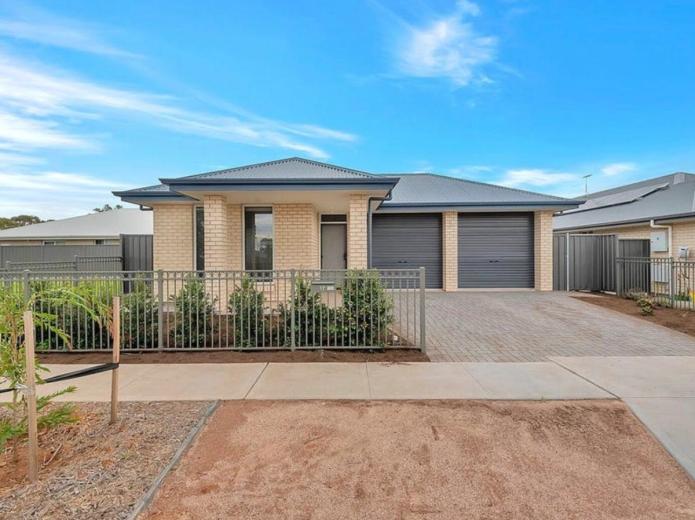 17 Horrie Knight Cres, Smithfield Plains