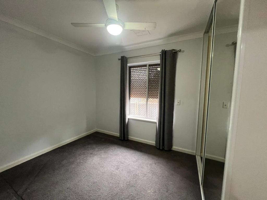 309 States Rd, Morphett Vale — photo 11