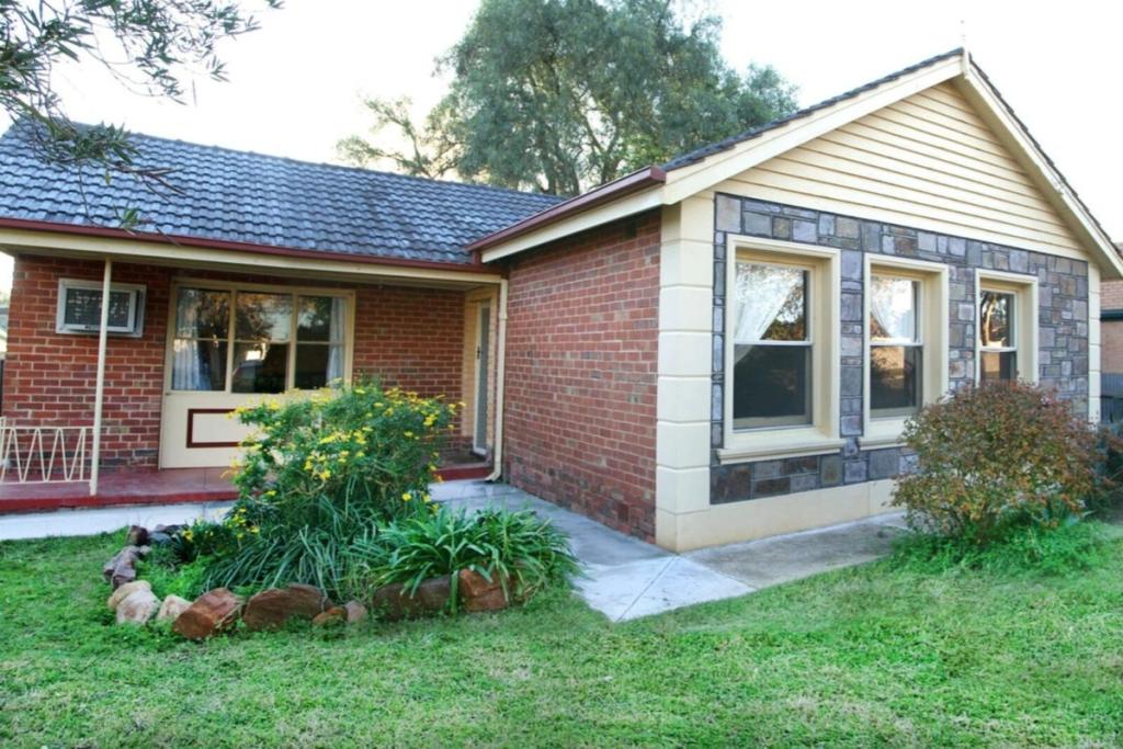 13 Billing St, Elizabeth Park