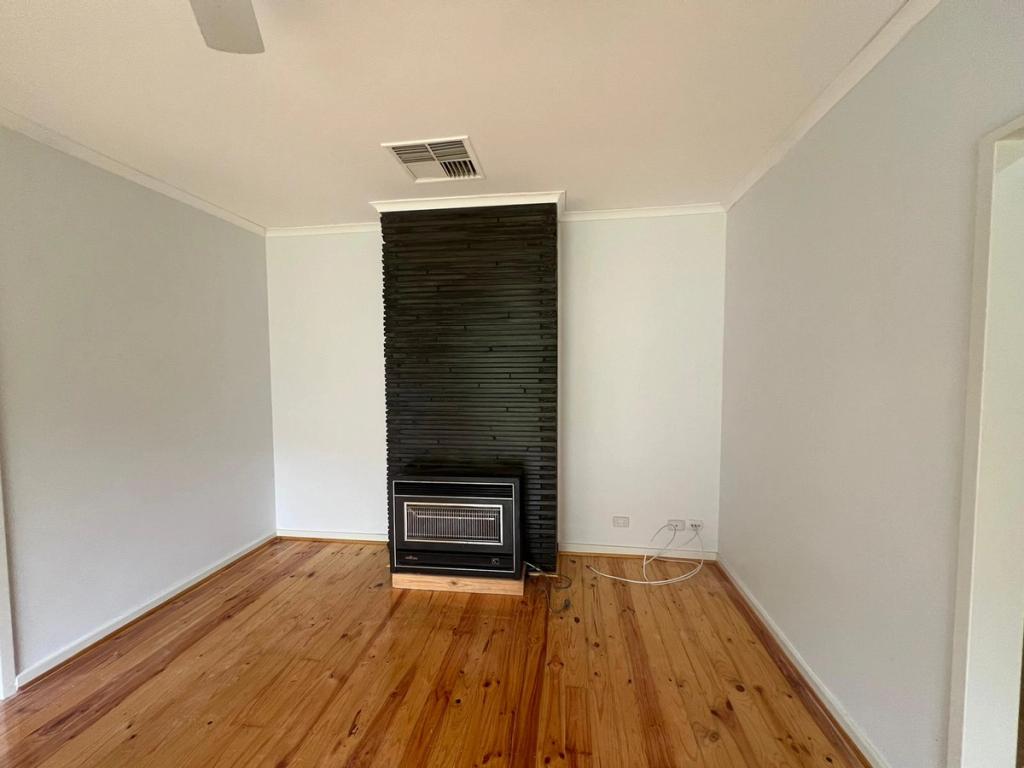 309 States Rd, Morphett Vale — photo 8