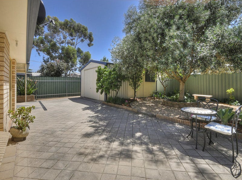 Off-Market Property Buying vs Public Portals: An Adelaide Buyer’s Guide