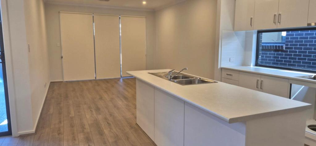 7A Castle Rd, Christies Beach — photo 5