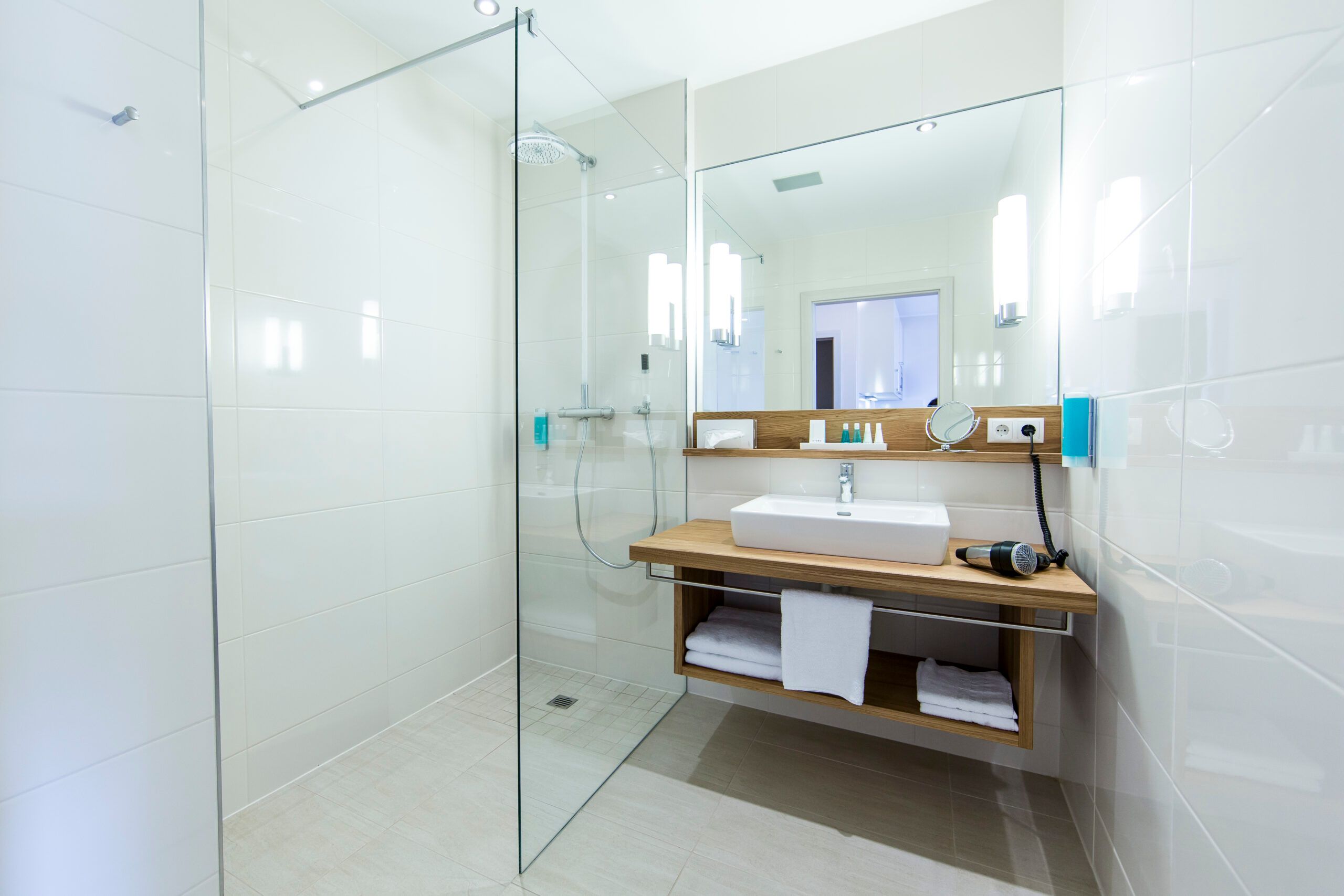 feel good Resort Banner