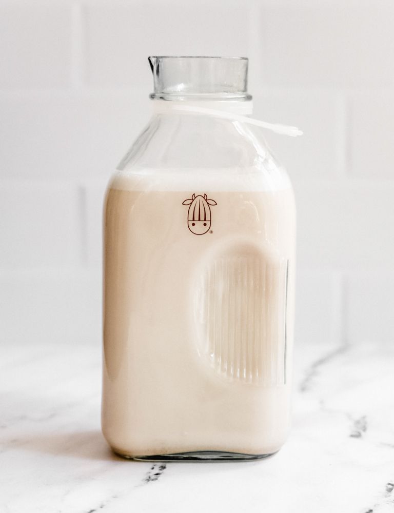 Almond Cow Almond cow glass Milk Jug - 60 Fluid Ounces Perfect