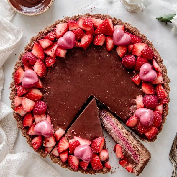 Chocolate Covered Strawberry Tart