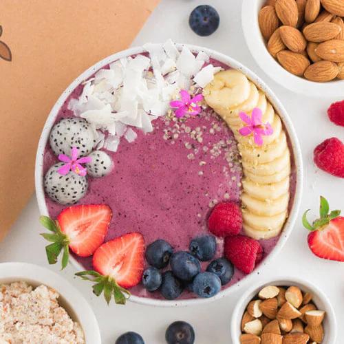 Berry Smoothie Bowl with Almond Pulp