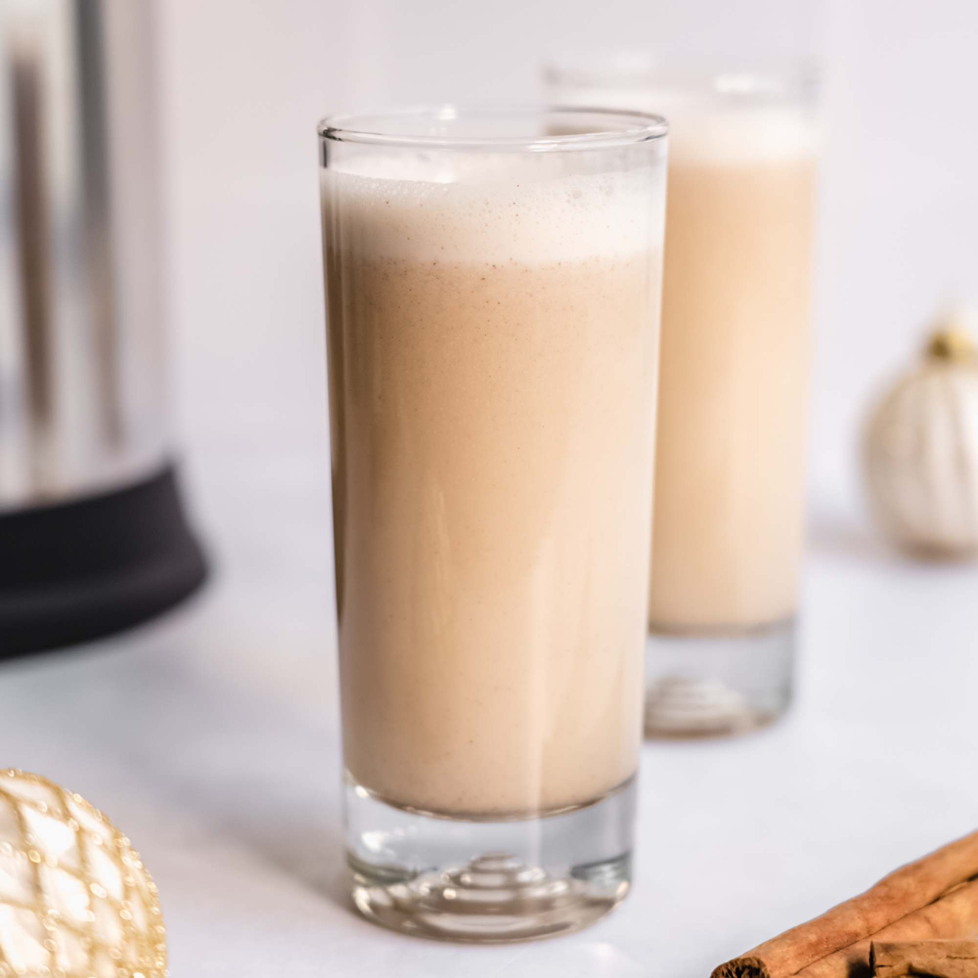 Crunchy almonds and cashews blend with cinnamon and vanilla in our delicious Snickerdoodle Milk recipe