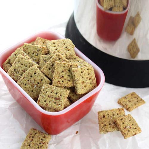 Gluten-free Vegan Almond Pulp Crackers from Almond Cow