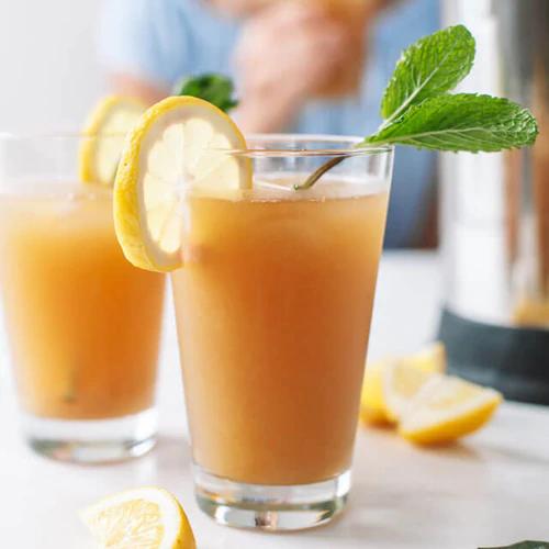 Almond Cow's refreshing Tea Lemonade