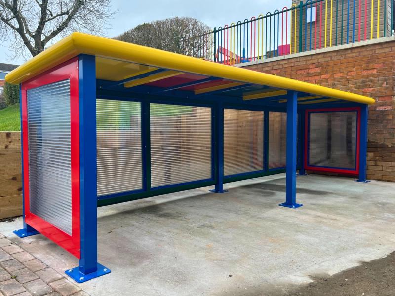 Secure buggy shelter