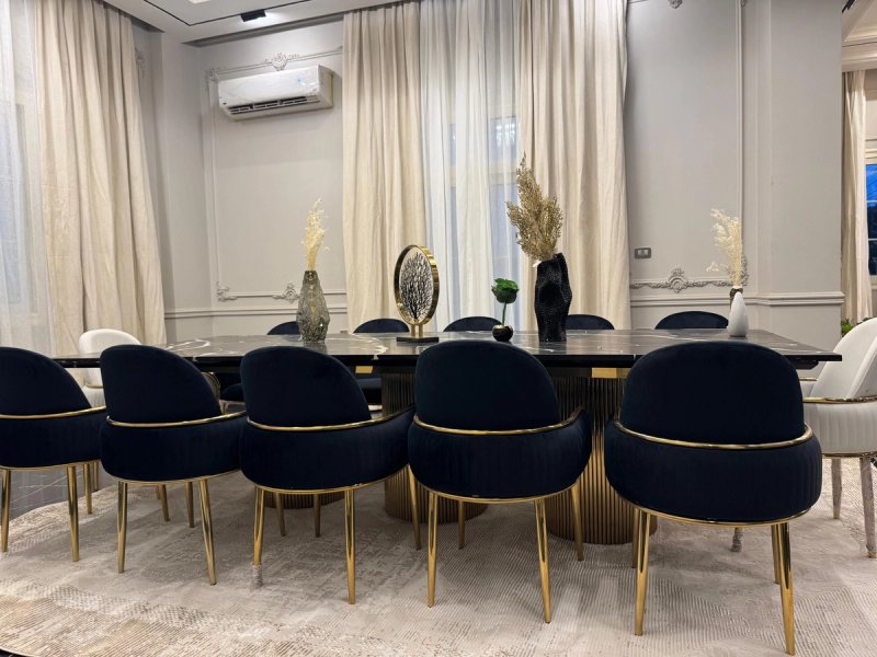 Luxury Dining & Living Interior