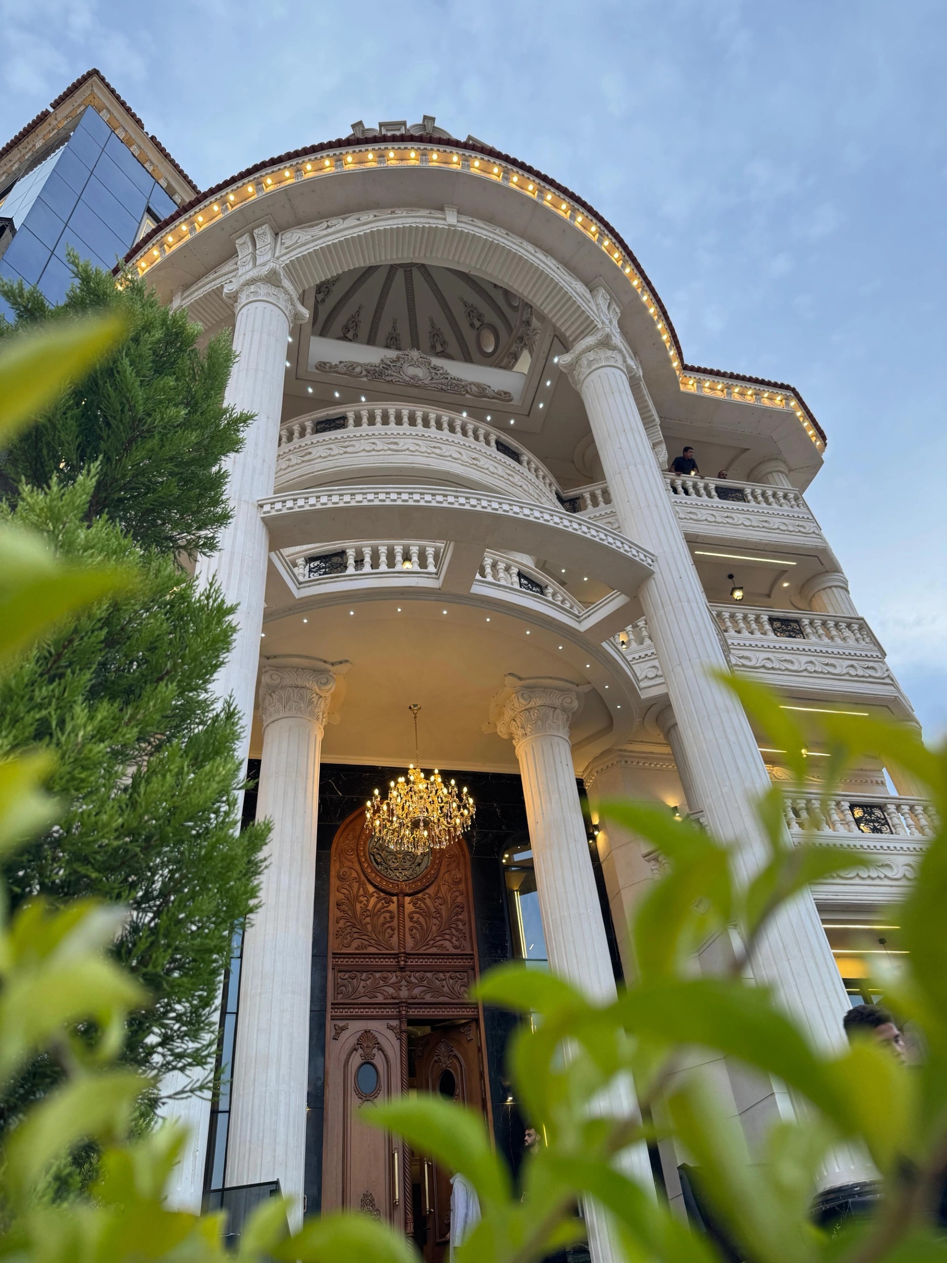 Domed Luxury Villa — image 3