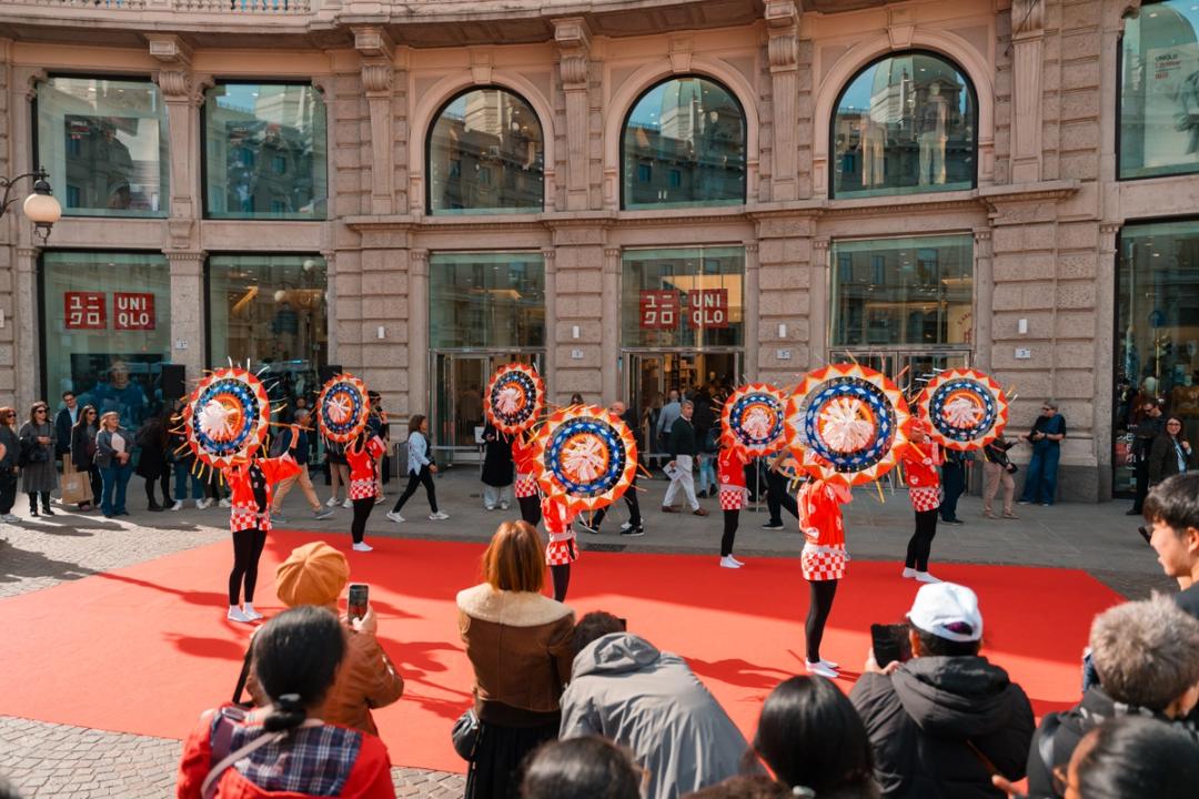 5° Anniversario UNIQLO Cordusio gallery image