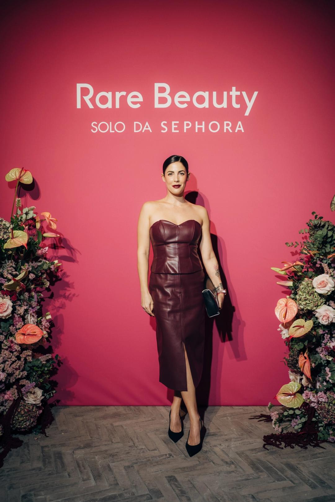 Rare Beauty - Matte Bouncy Blush gallery image