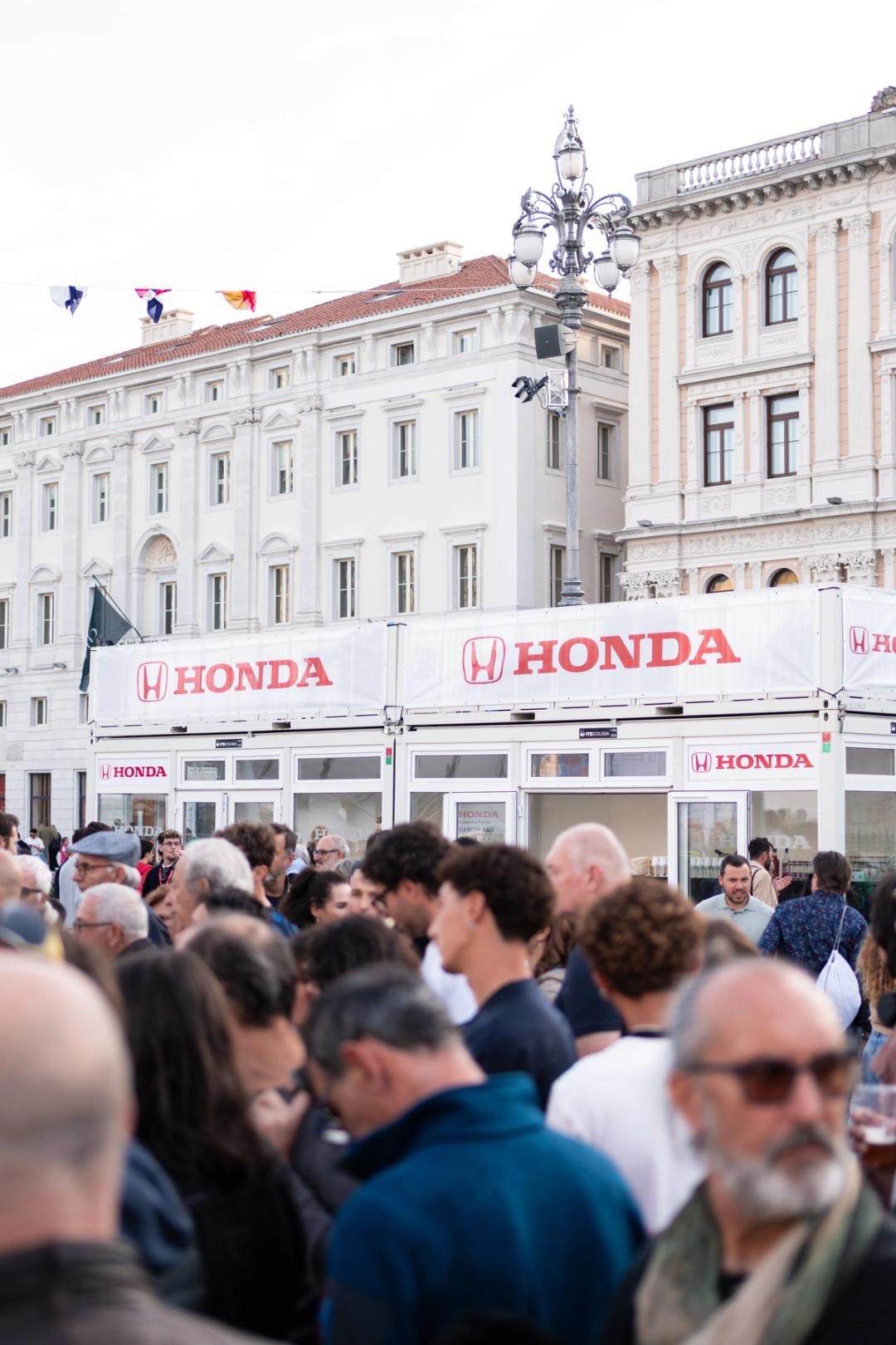 Honda Auto gallery image