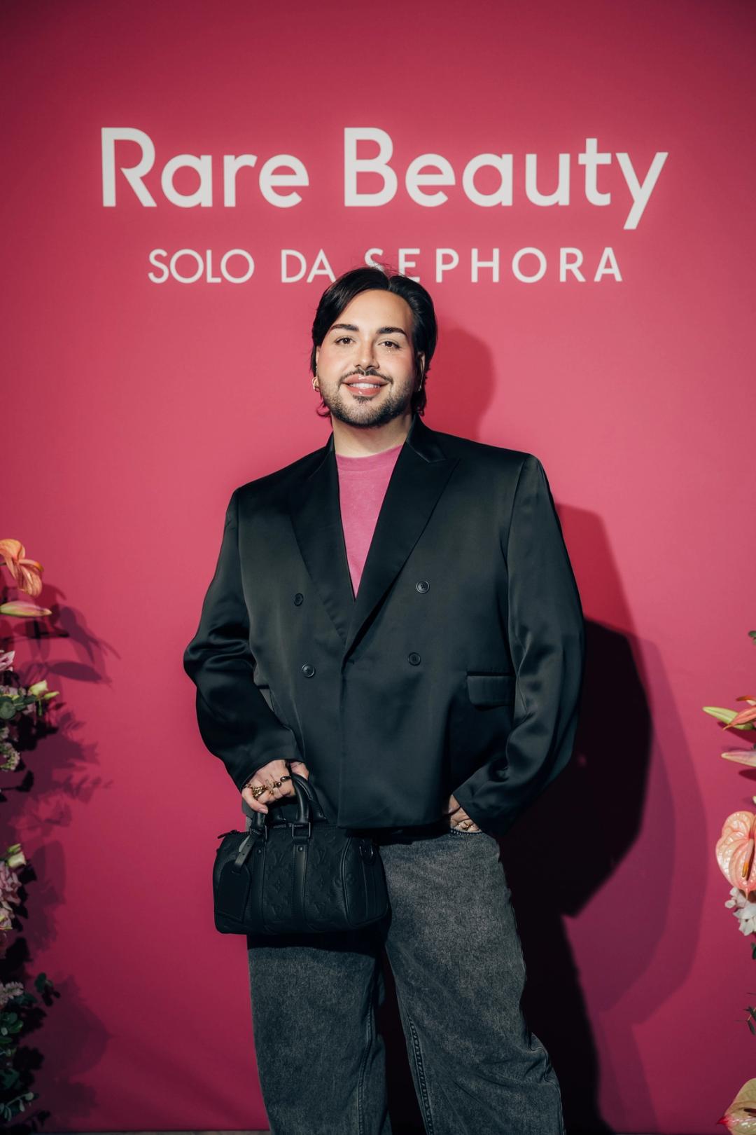 Rare Beauty - Matte Bouncy Blush gallery image