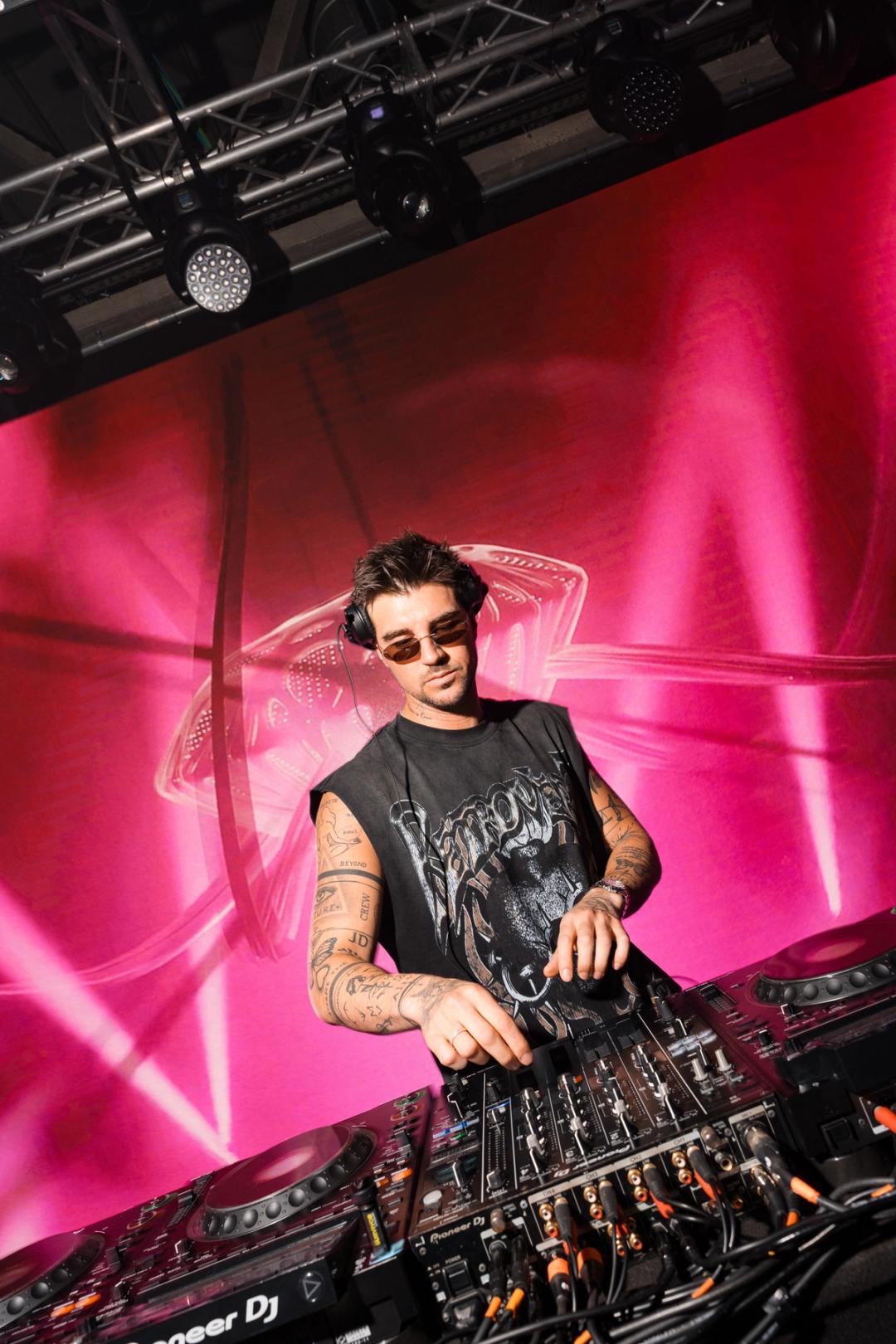 FESTIVAL UNIVERSITARIO  gallery image